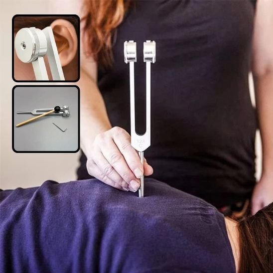 Diapason posé sur dos et proche oreille