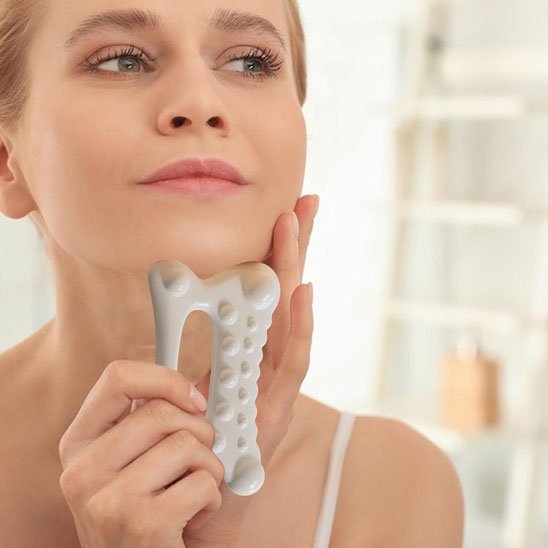 Gua Sha | Massage Facial Relaxant - Mon Secret Bien - être