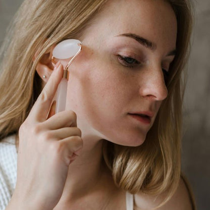 Gua Sha visage en jade naturel | Éclat & Fermeté - Mon Secret Bien - être